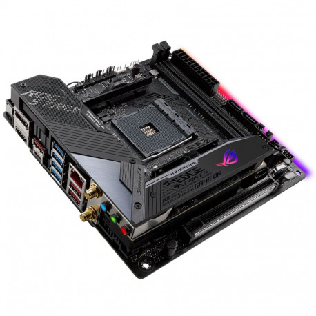 Материнская плата ASUS ROG STRIX X570-I GAMING-3